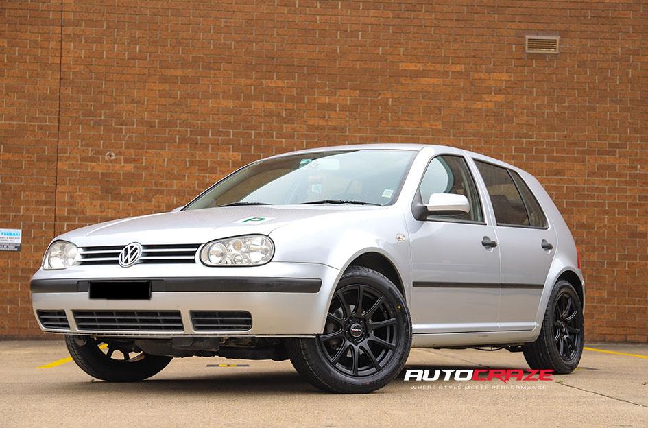 VOLKSWAGEN GOLF CARBINE SATIN BLACK